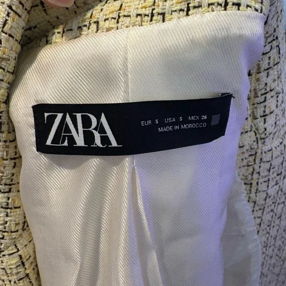 Zara Women's Cream Tweed Cropped Blazer - Picture 2 of 2